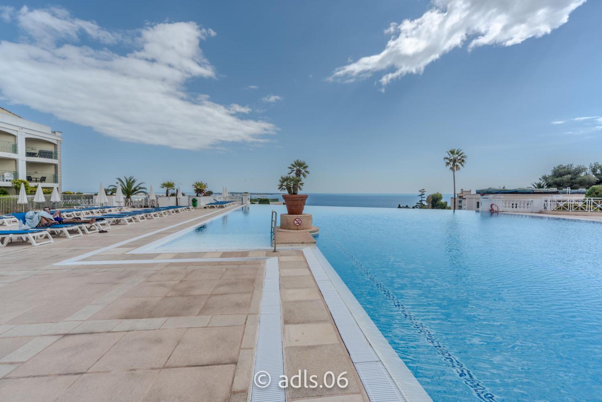 קאן Un Studio De Charme Vue Mer & Piscine D'Exception מראה חיצוני תמונה