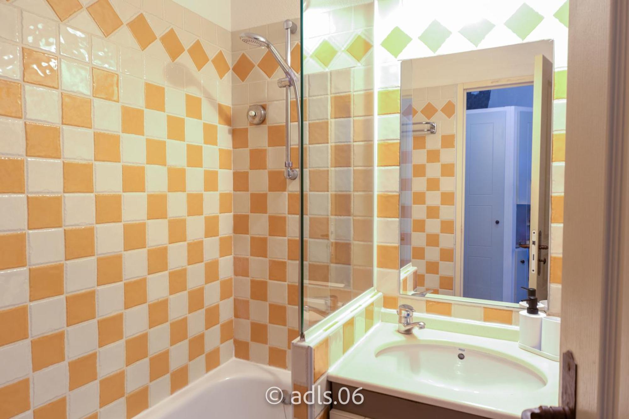 קאן Un Studio De Charme Vue Mer & Piscine D'Exception מראה חיצוני תמונה