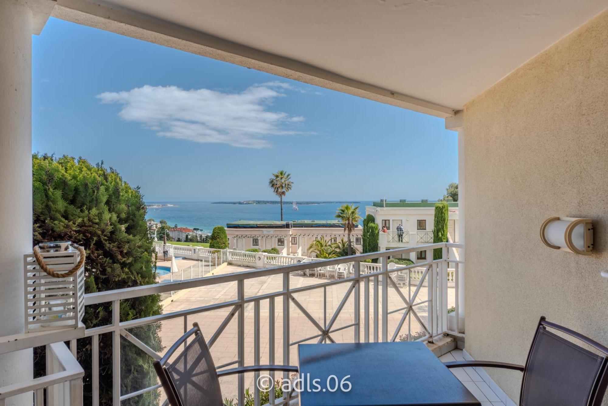 קאן Un Studio De Charme Vue Mer & Piscine D'Exception מראה חיצוני תמונה